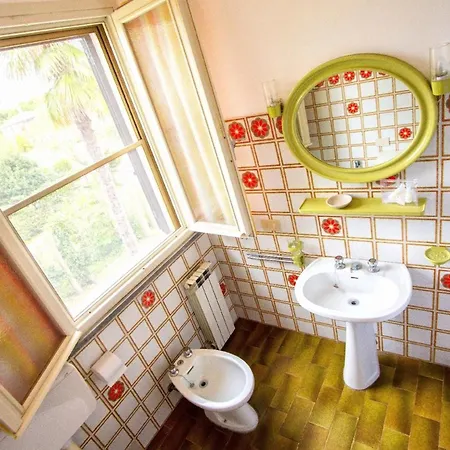 別荘 Ferienhaus In Mit Privatem Garten *