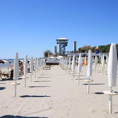 Ferienhaus In Mit Privatem Garten Lido degli Scacchi